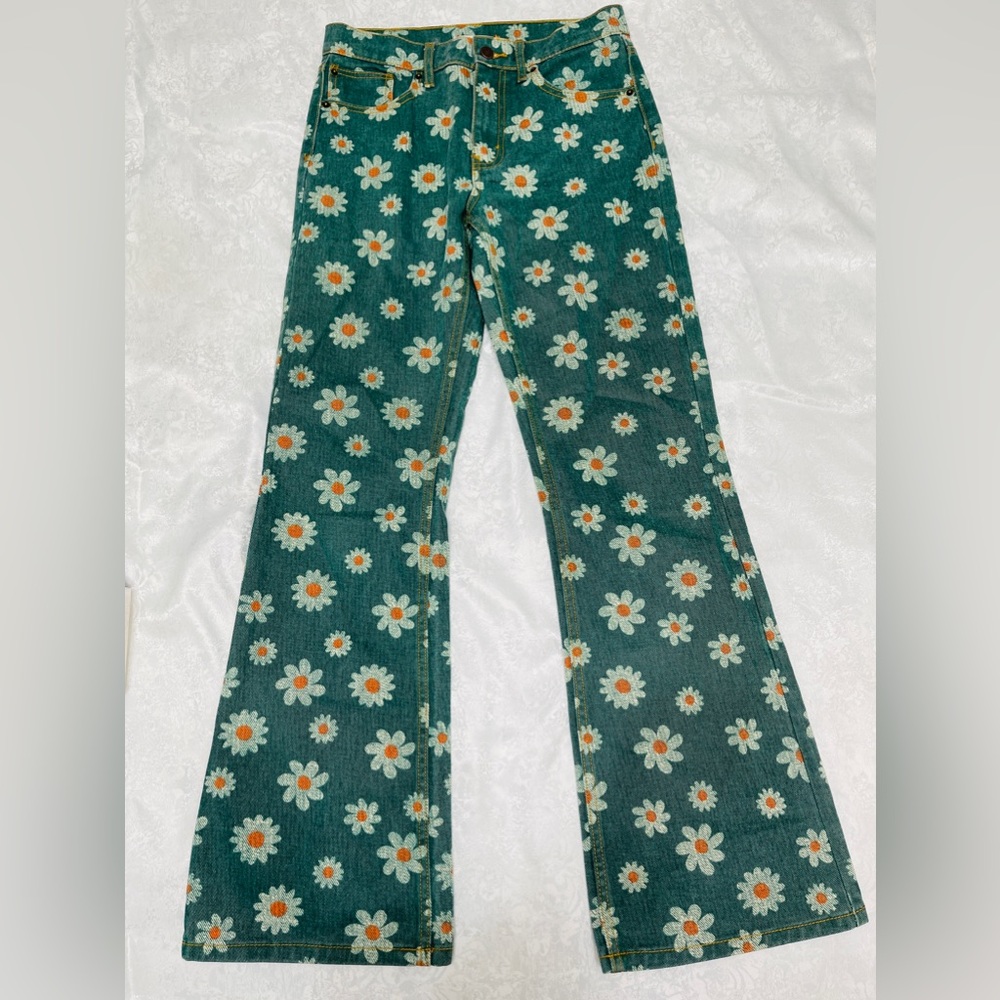 Urban outfitters daisy BDG low-rise jeans! RARE